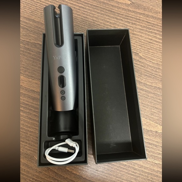 Like New - Cordless Hair Curler - Picture 2 of 5
